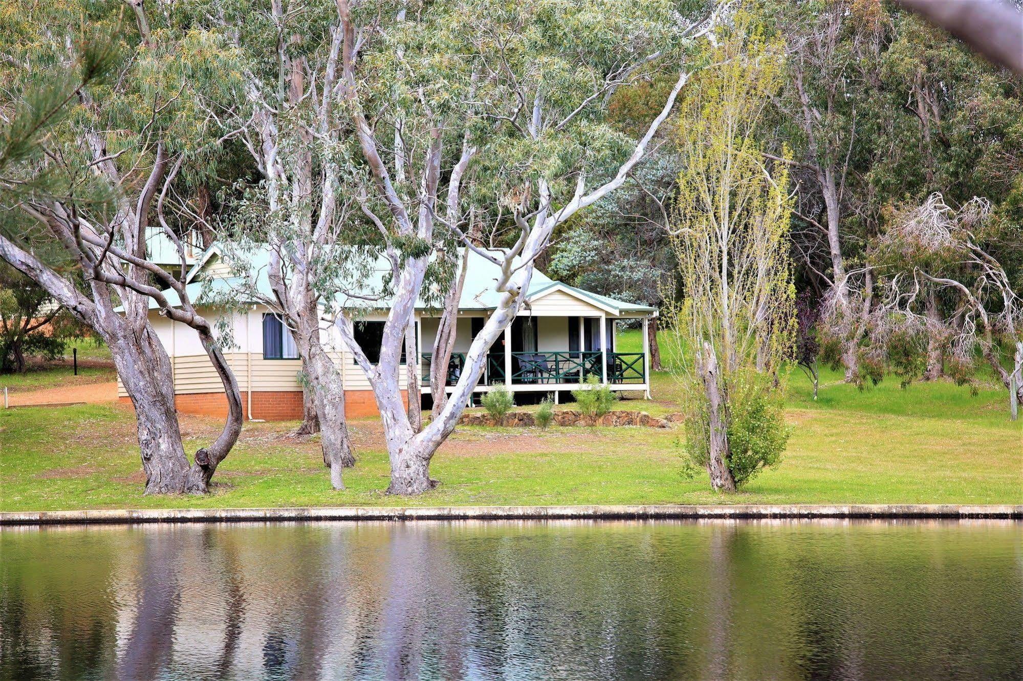 Bushy Lake Chalets Margaret River Екстериор снимка