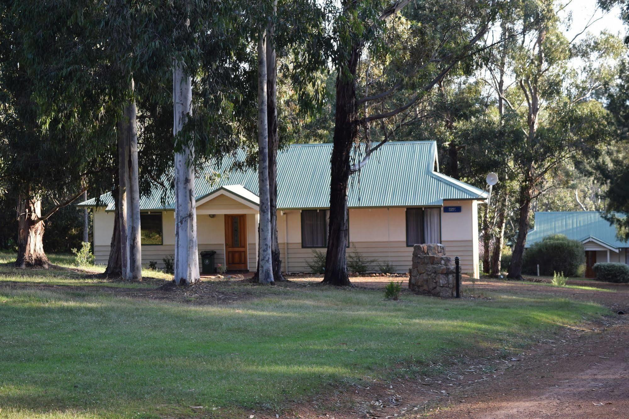 Bushy Lake Chalets Margaret River Екстериор снимка